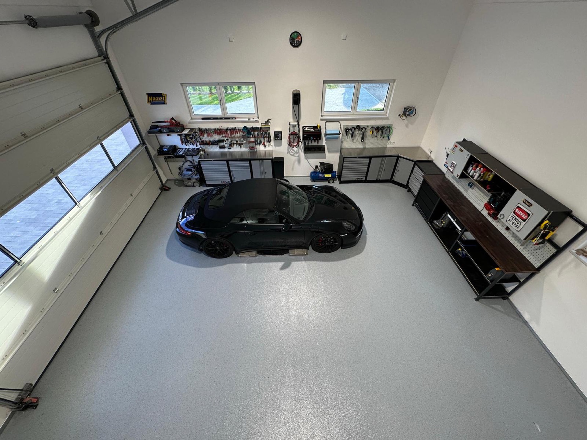 Porsche 911 GTS